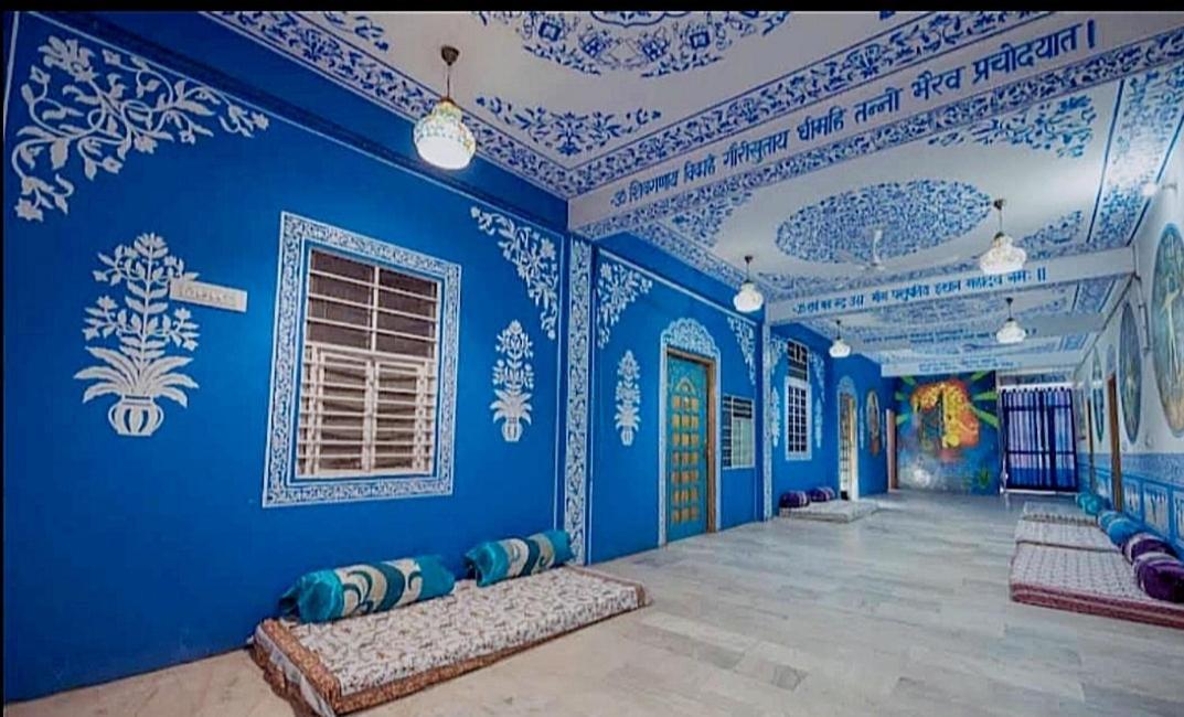 House Of Touristers Hotel Джайпур Стая снимка