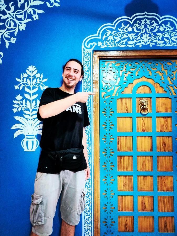 House Of Touristers Hotel Джайпур Екстериор снимка